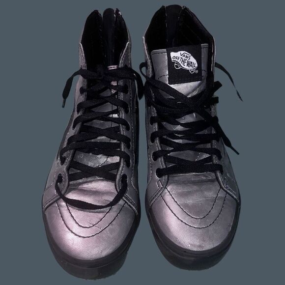 Kids Unisex Vans SK8-HI 'IRIDESCENT Silver Hearts Sneakers Size 4.5 - Picture 2 of 8